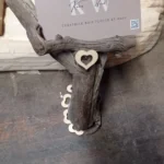 Porte carte en bois flotté avec cœur par Kalos Wood